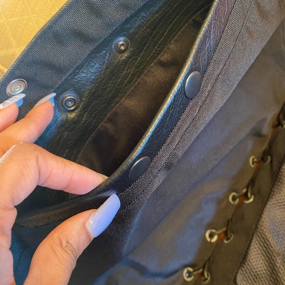 New Leather Carry and Conceal Motorcycle Vest - Picture 7 of 11